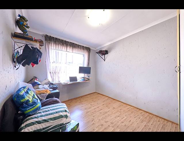 3 BEDROOM TOWNHOUSE FOR SALE IN BUCCLEUCH
